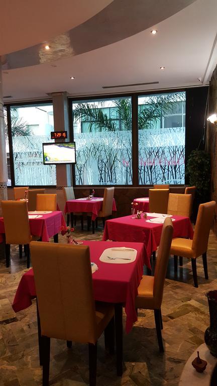 Rania Belmadina Hotel Касабланка Экстерьер фото