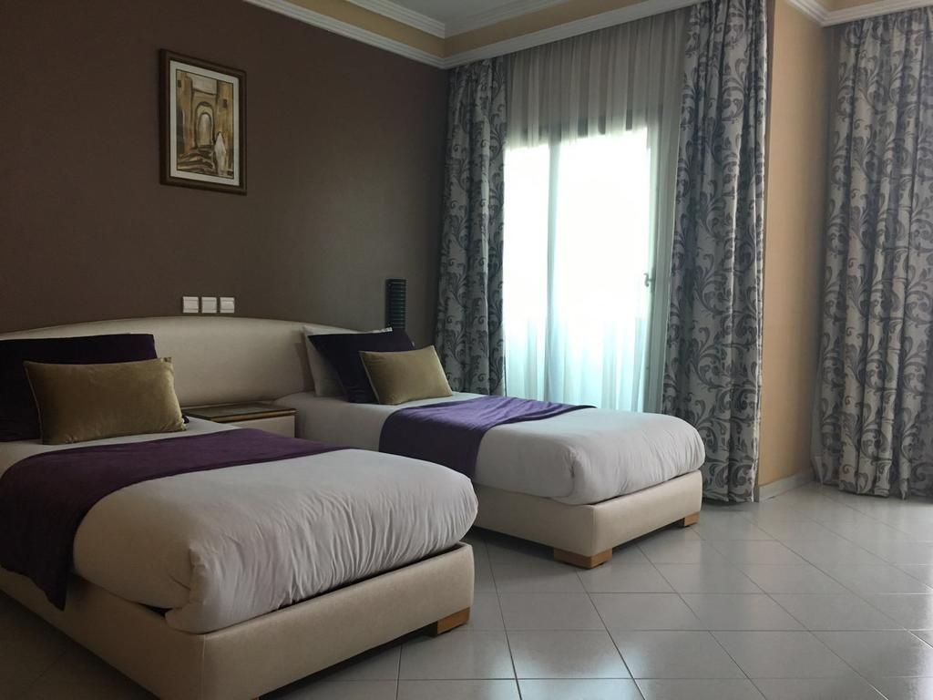 Rania Belmadina Hotel Касабланка Экстерьер фото
