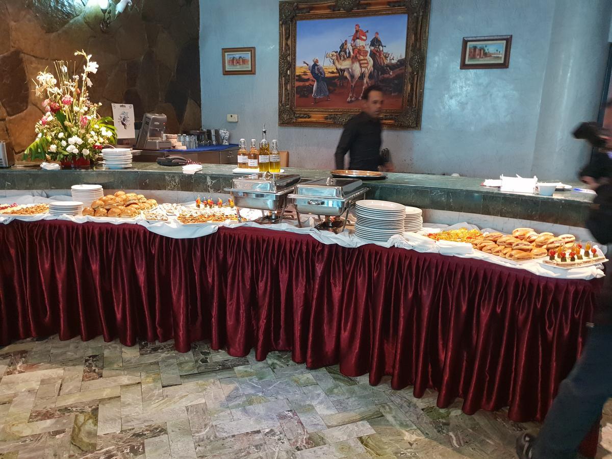 Rania Belmadina Hotel Касабланка Экстерьер фото